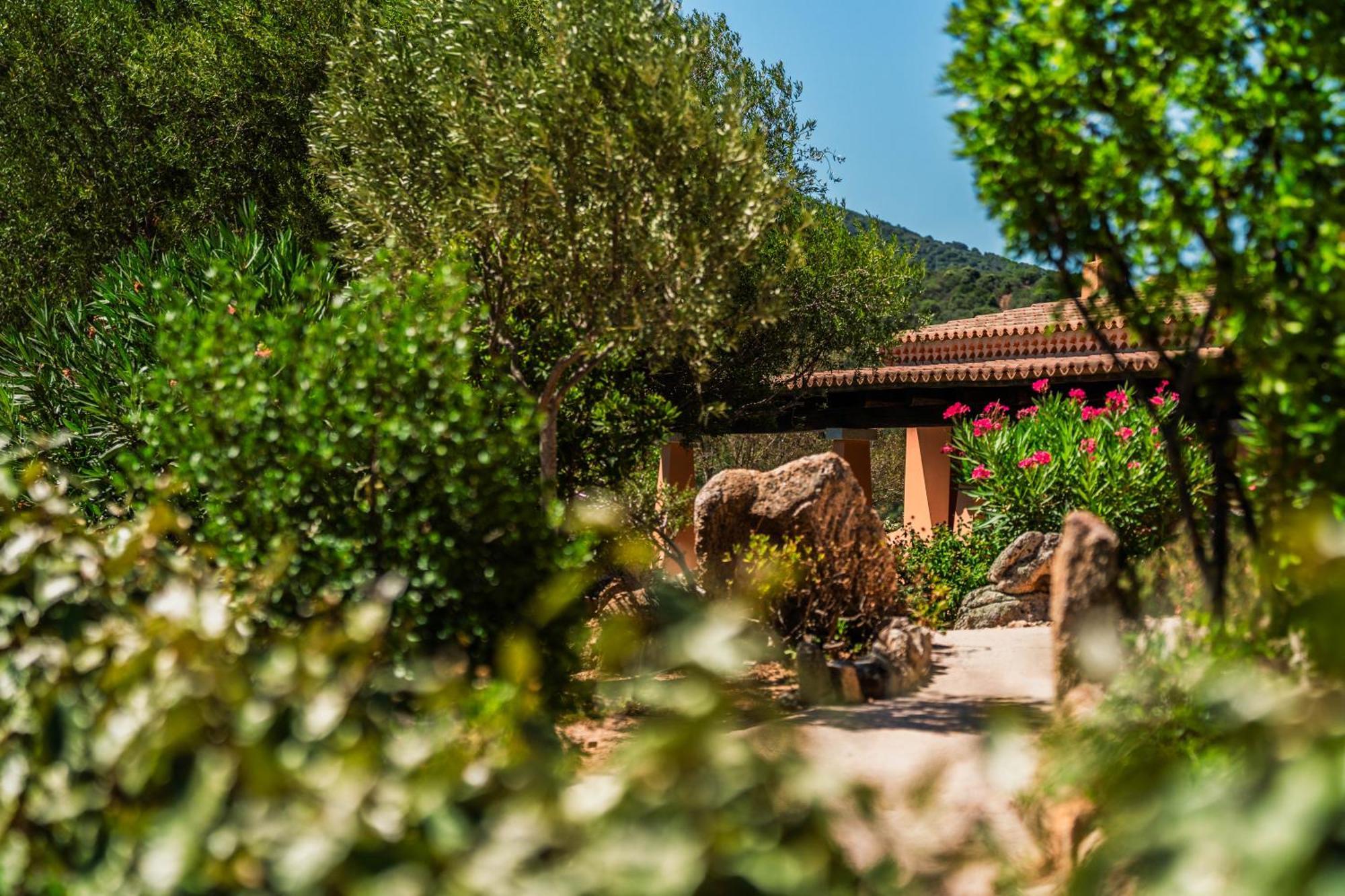 Casagliana Suite Resort Olbia Exterior photo